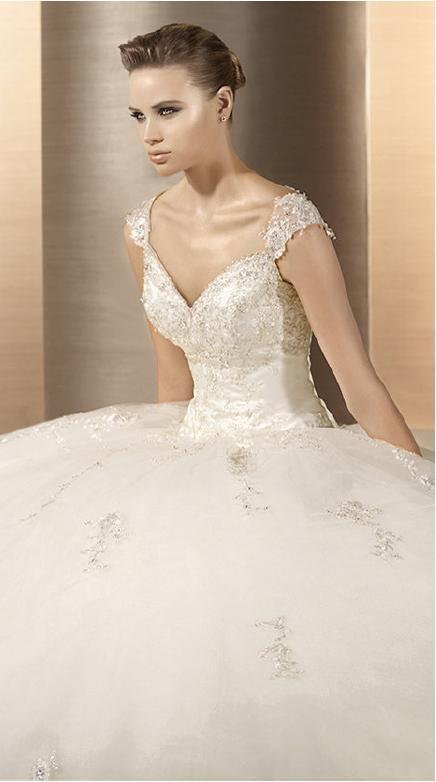 Рокля Osuna от Atelier Diagonal 2012 Рокля Osuna от Atelier Diagonal 2012
