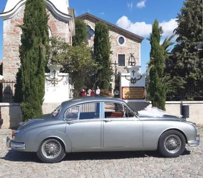 Ретро Автомобил Jaguar 1958 г. под наем за Сватба Ретро Автомобил Jaguar 1958 г. под наем за Сватба