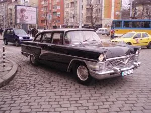Ретро автомобил 'Чайка' под наем за сватба Ретро автомобил 'Чайка' под наем за сватба